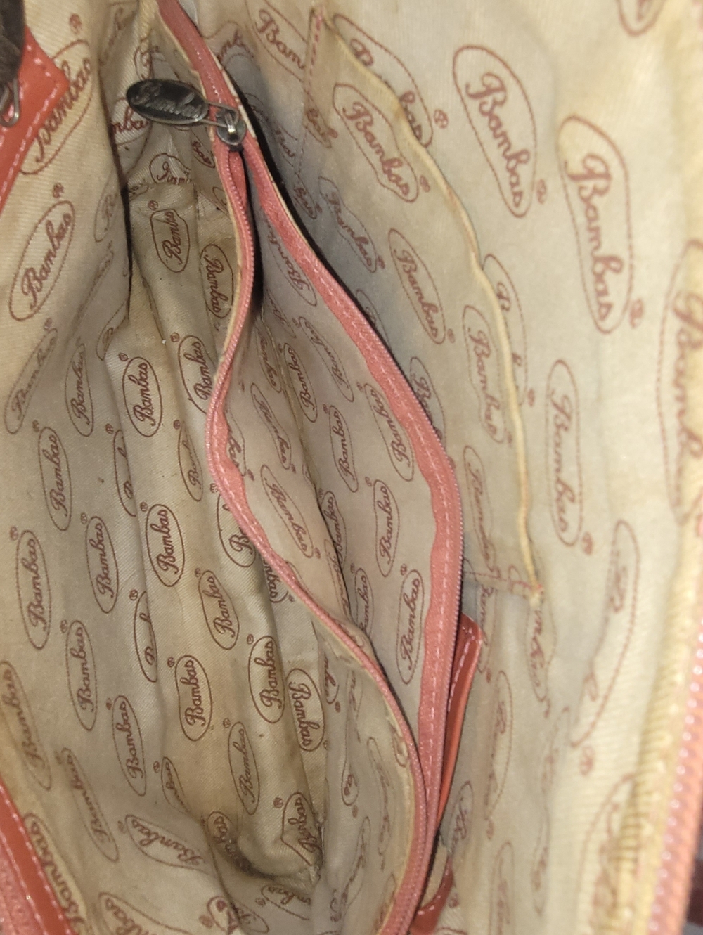 Bambas Cognac Leather Satchel Bag with Abstract Design - Picture 6 of 7